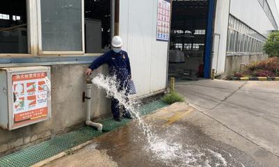 湖北襄陽:多部門聯(lián)合會診危化品企業(yè)消防安全