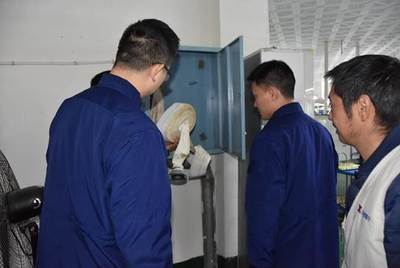 懷化中方消防大隊深入轄區(qū)工廠開展清明節(jié)前消防安全檢查